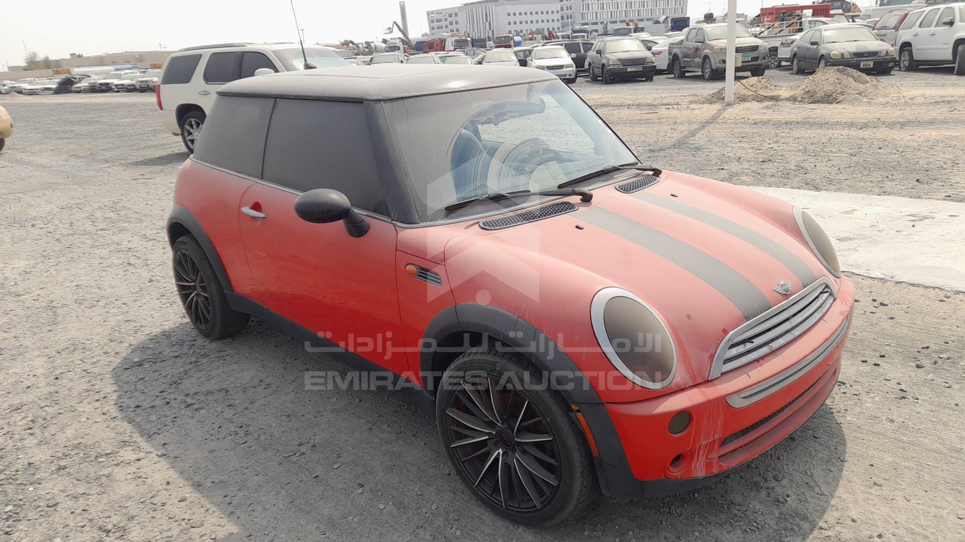 2005 MINI COOPER VIN: WMWRC33595TK60424
