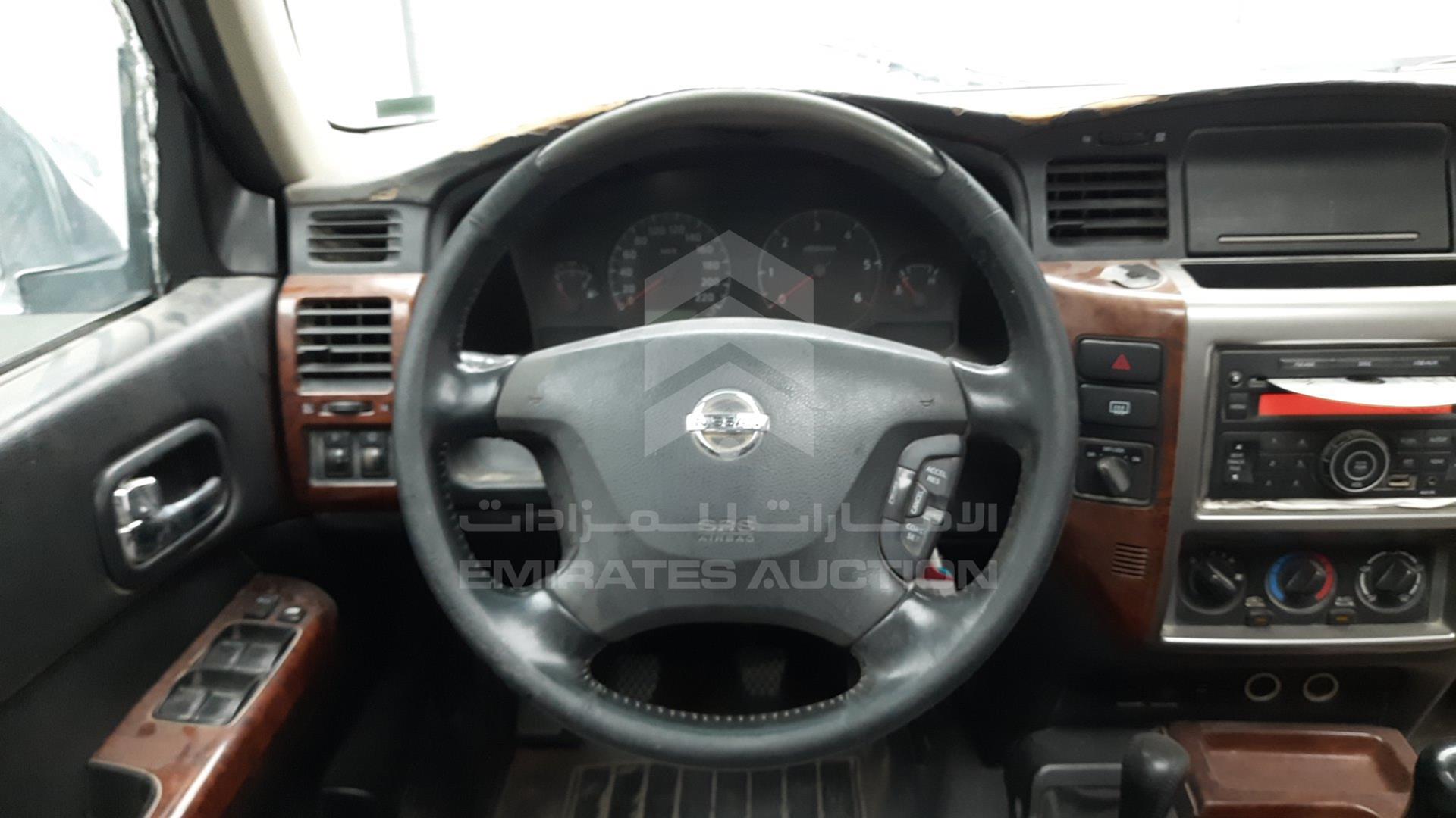 2010 NISSAN PATROL VIN: JN8FY15Y8AX581123