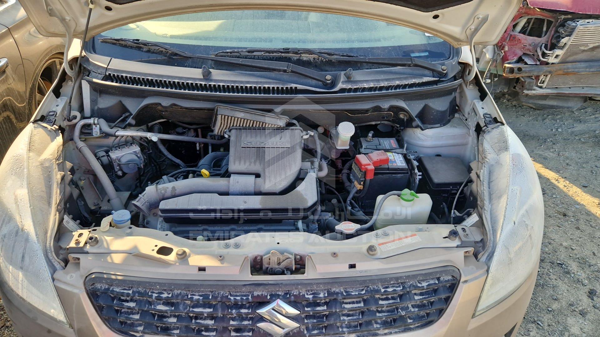 2015 SUZUKI ERTIGA VIN: MA3ZE8A11F0261397