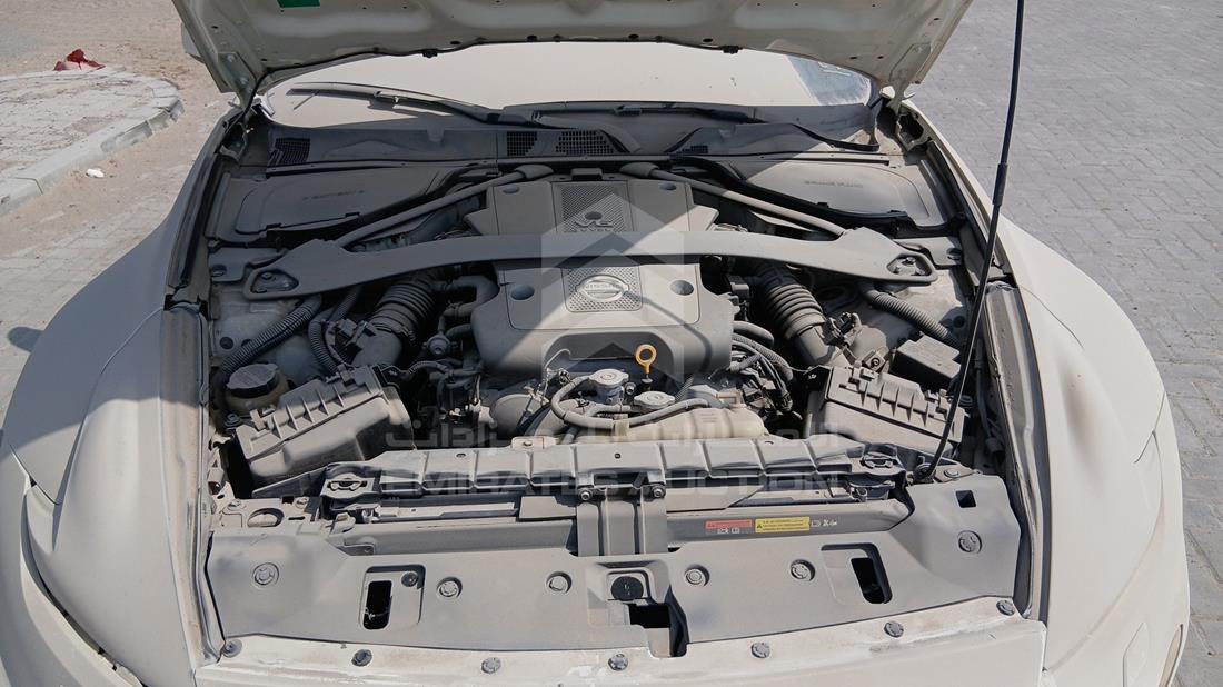نيسان 370 Z 2014 — خليج المحرك — صورة 23