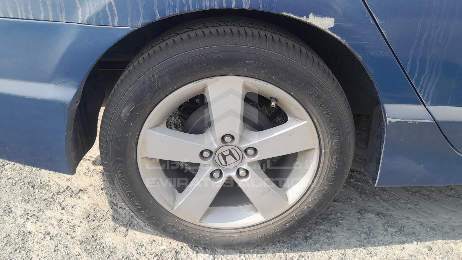 2008 HONDA CIVIC VIN: JHMFD16398S415225