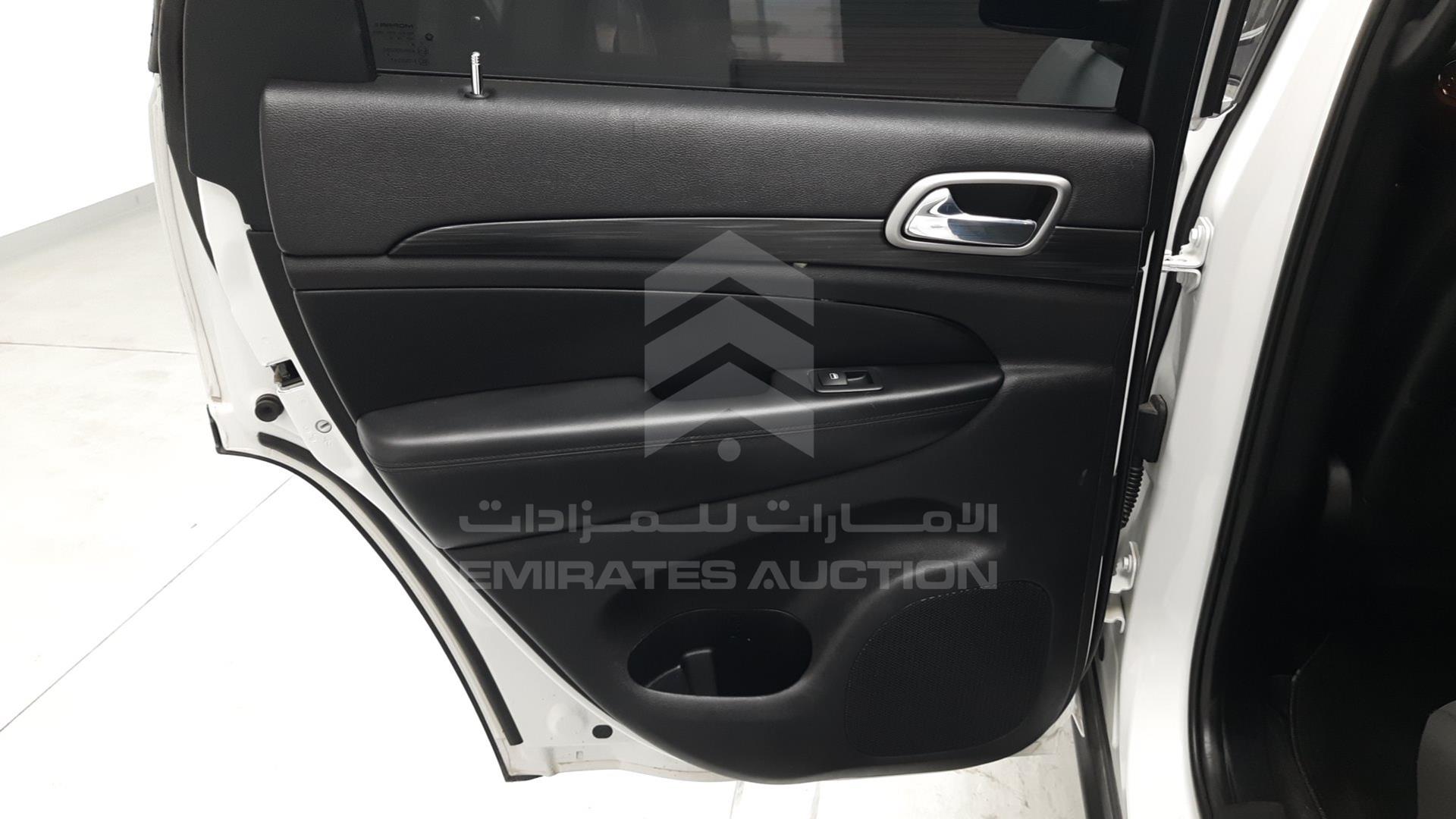2019 JEEP GRAND CHEROKEE VIN: 1C4RJFAG5KC526788