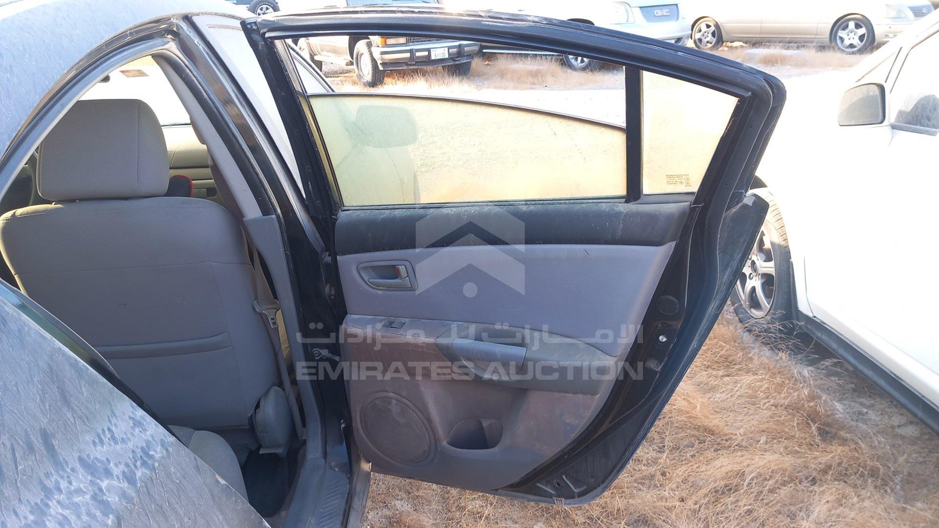 2005 MAZDA 3 VIN: JM7BK226551118147