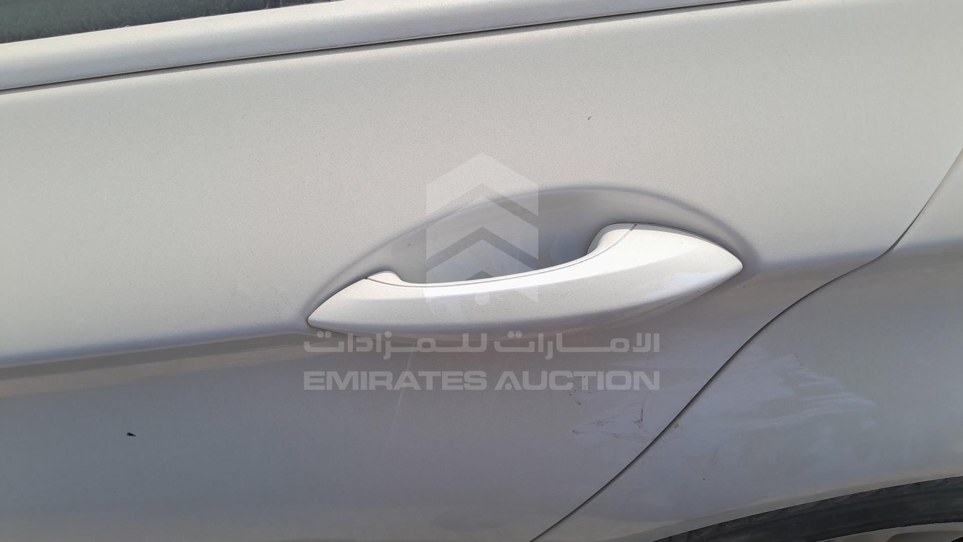 0 BMW 520 I VIN: WBA5A3101ED004865