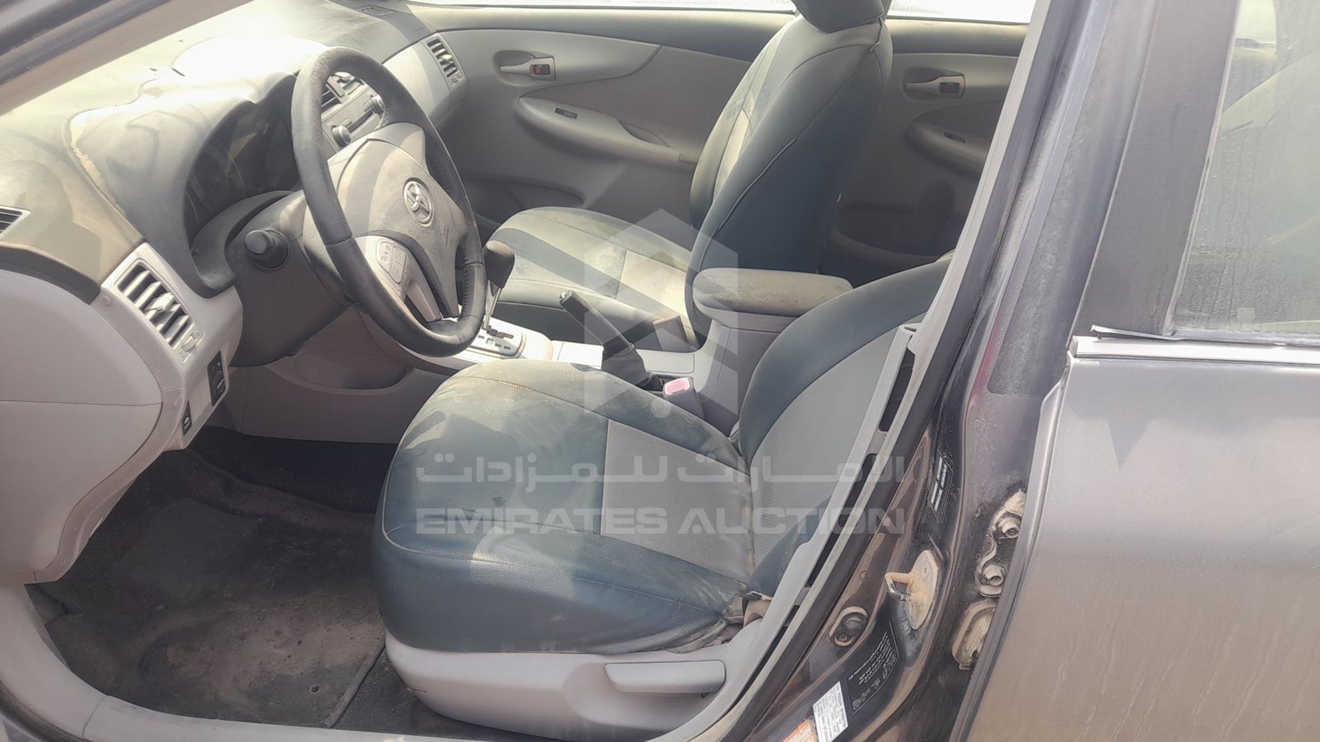 2011 TOYOTA COROLLA VIN: RKLBC42E8B4502575