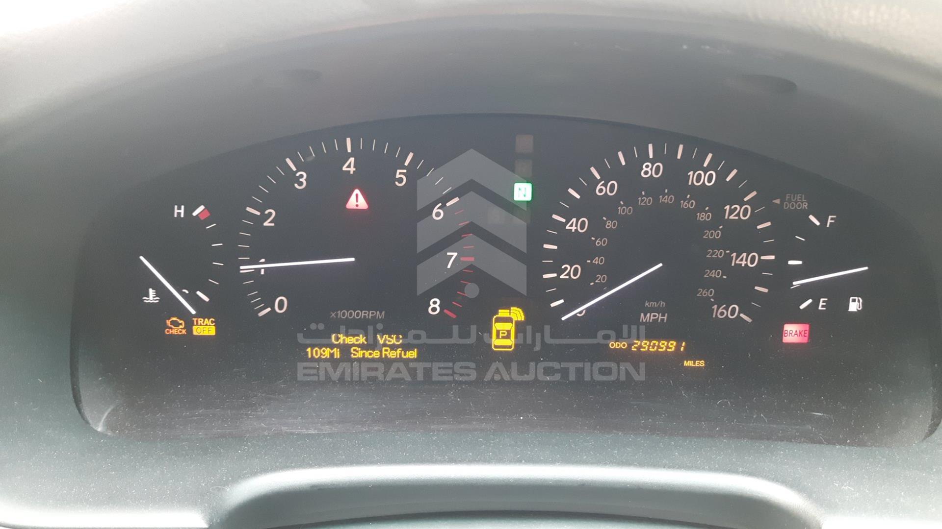 2004 LEXUS LS 430 VIN: JTHBN36F040132008