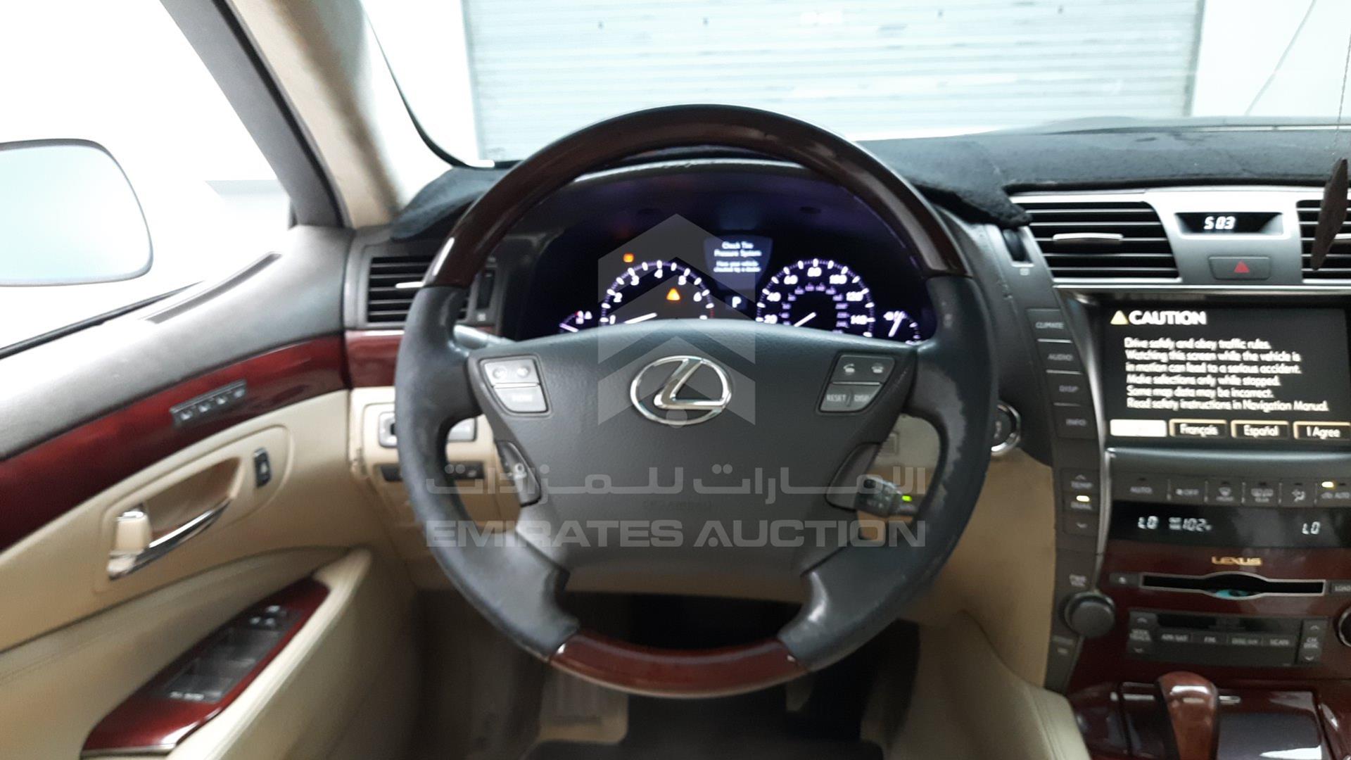 2007 LEXUS LS 460 L VIN: JTHGL46F675016000