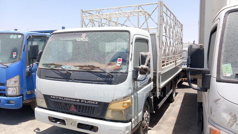 JL7B6E1P4FK007419 Auction: EmiratesAuction Lot: 408779 JL7B6E1P4FK007419 Mitsubishi Canter 2015 WHITE Photo 6