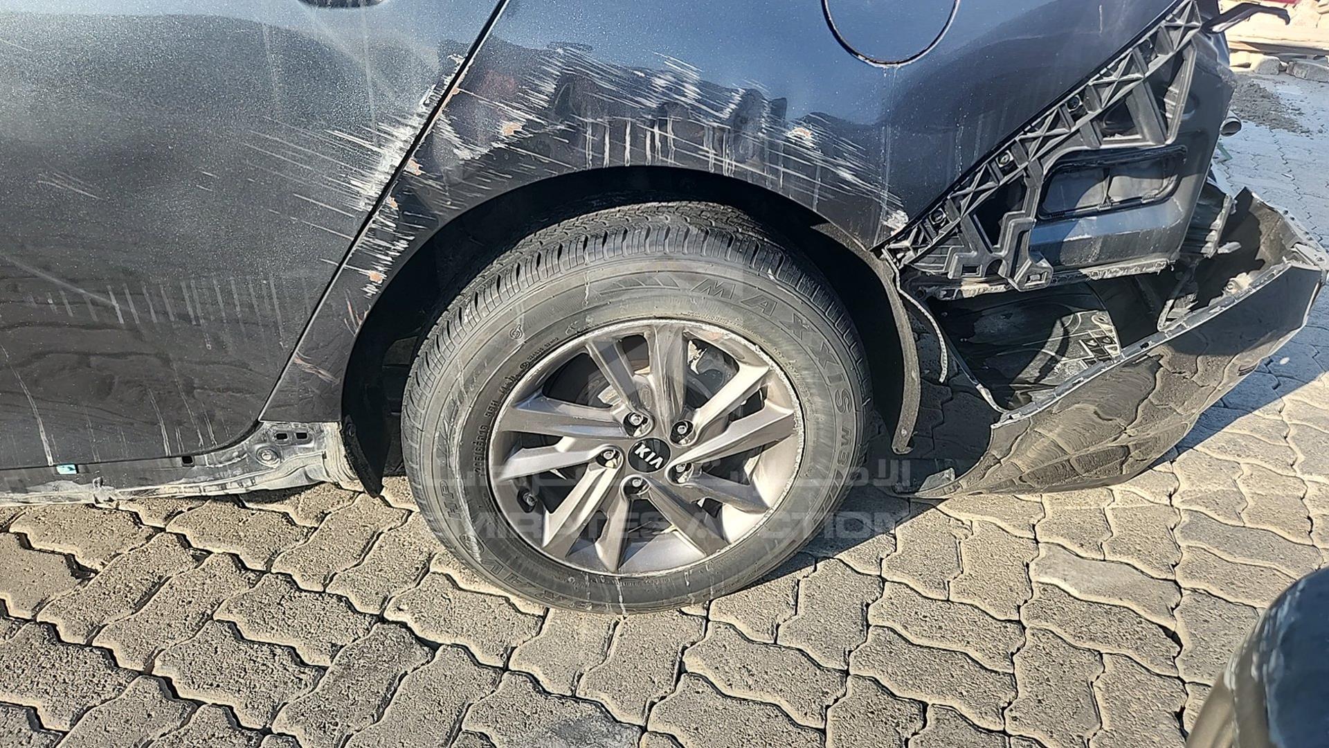 2020 KIA OPTIMA VIN: 5XXGT4L36LG385540