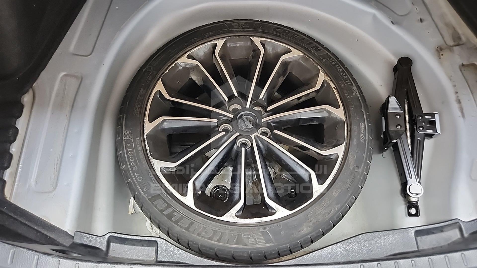 2015 TOYOTA COROLLA VIN: RKLBL9HE8F5235166