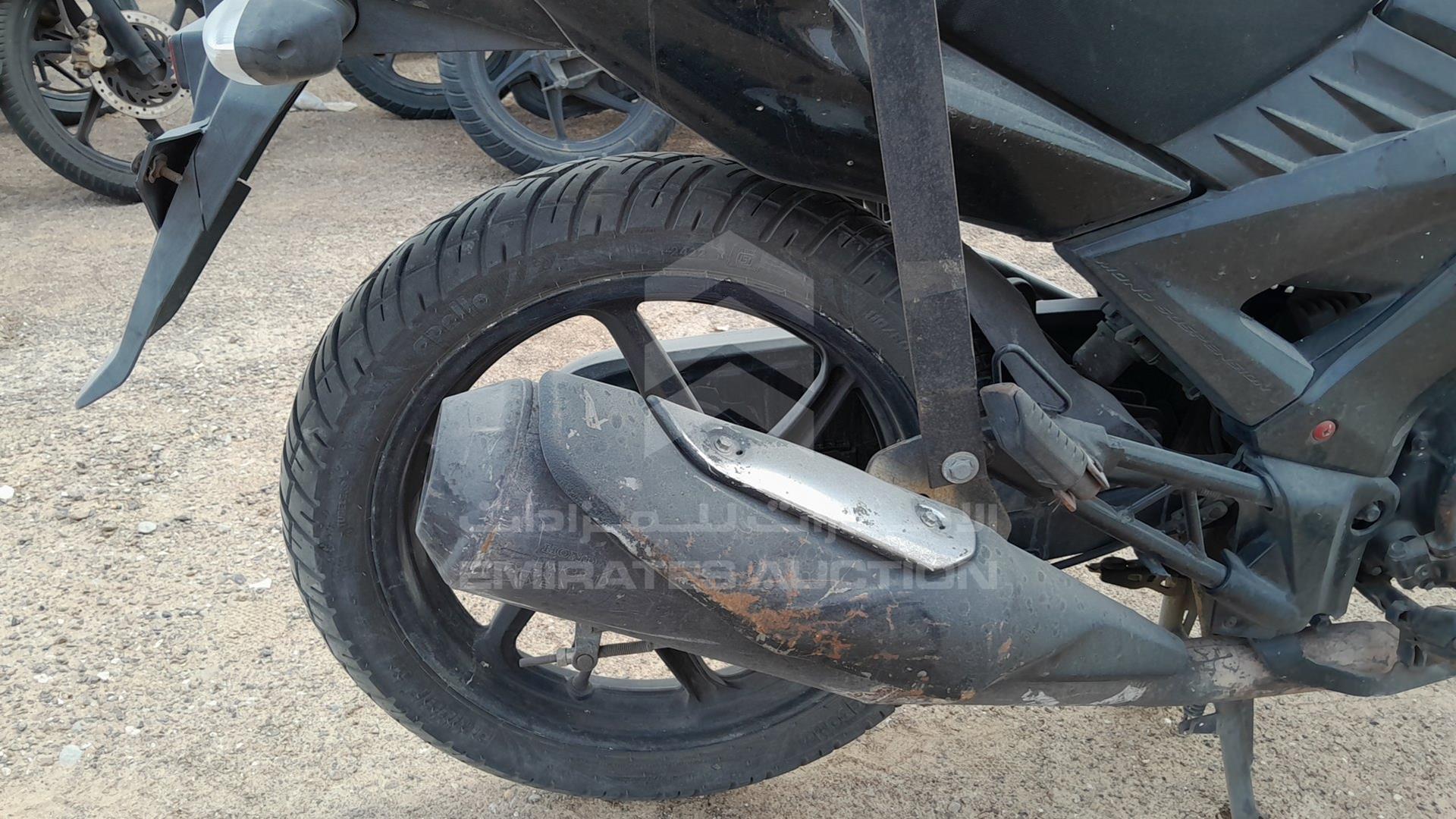 2016 HONDA MOTORBIKE VIN: ME4KC203XG8001615
