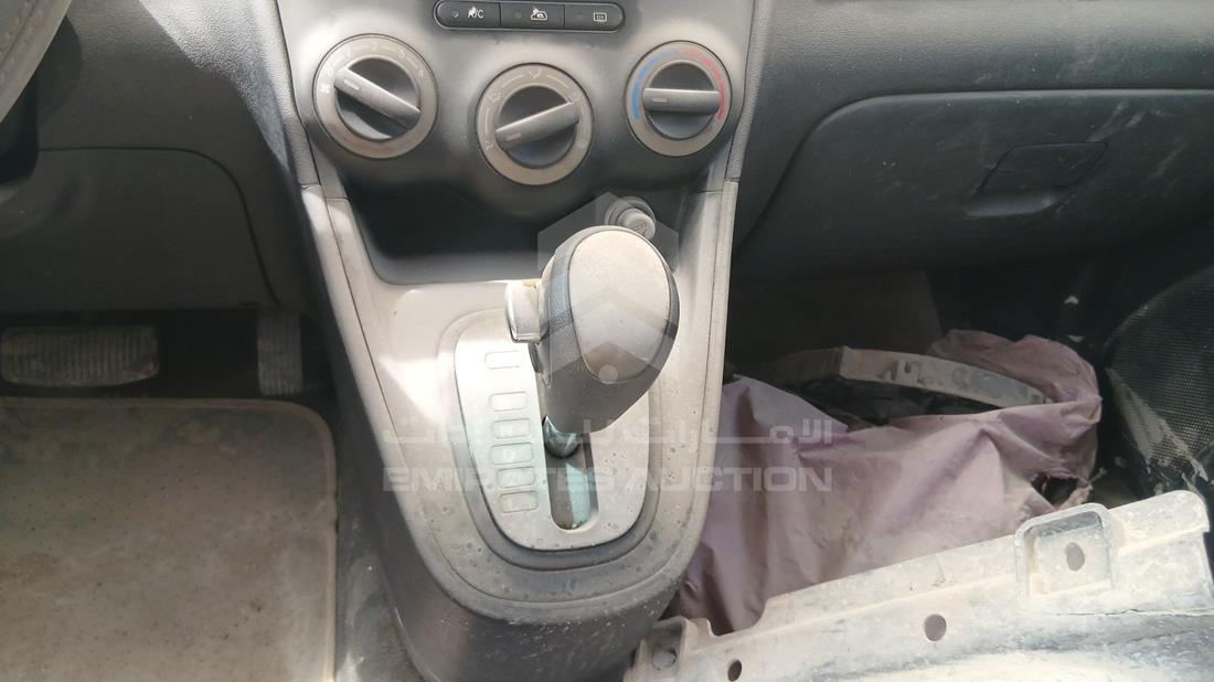 2012 Hyundai I10 — Gear View — Photo 15