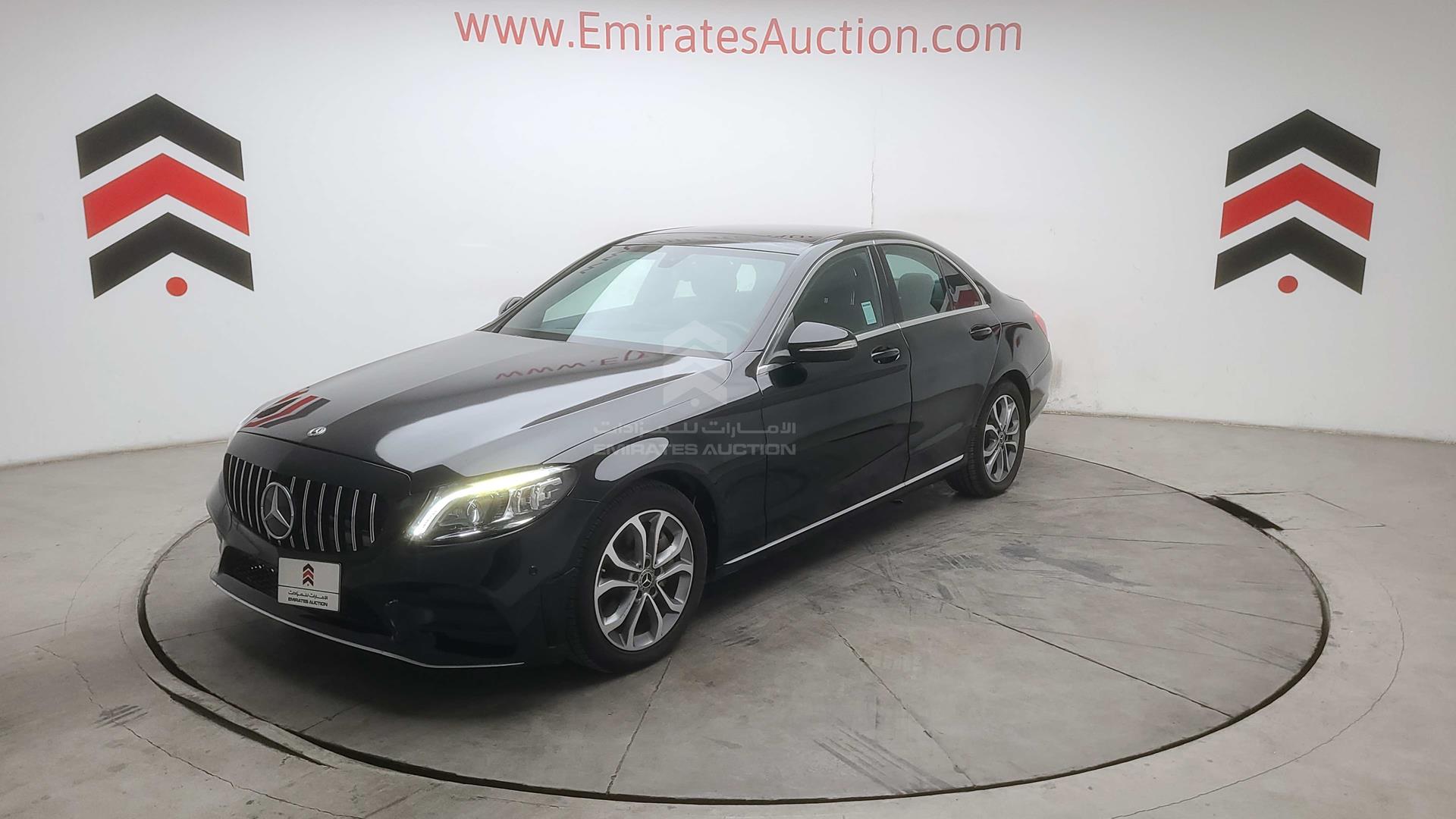 2018 MERCEDES C 300 VIN: WDDWF4JB9JR417894