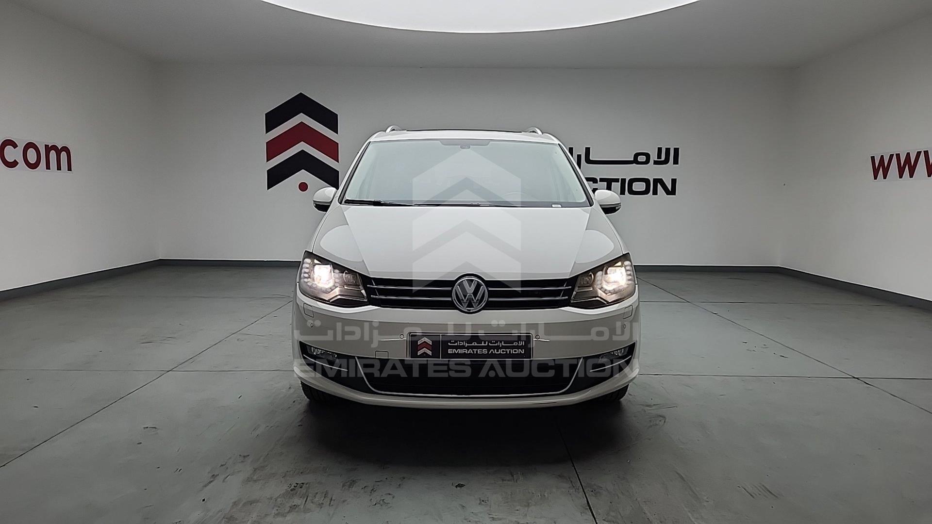 2016 VOLKSWAGEN SHARAN VIN: WVWZZZ7NZEV032244