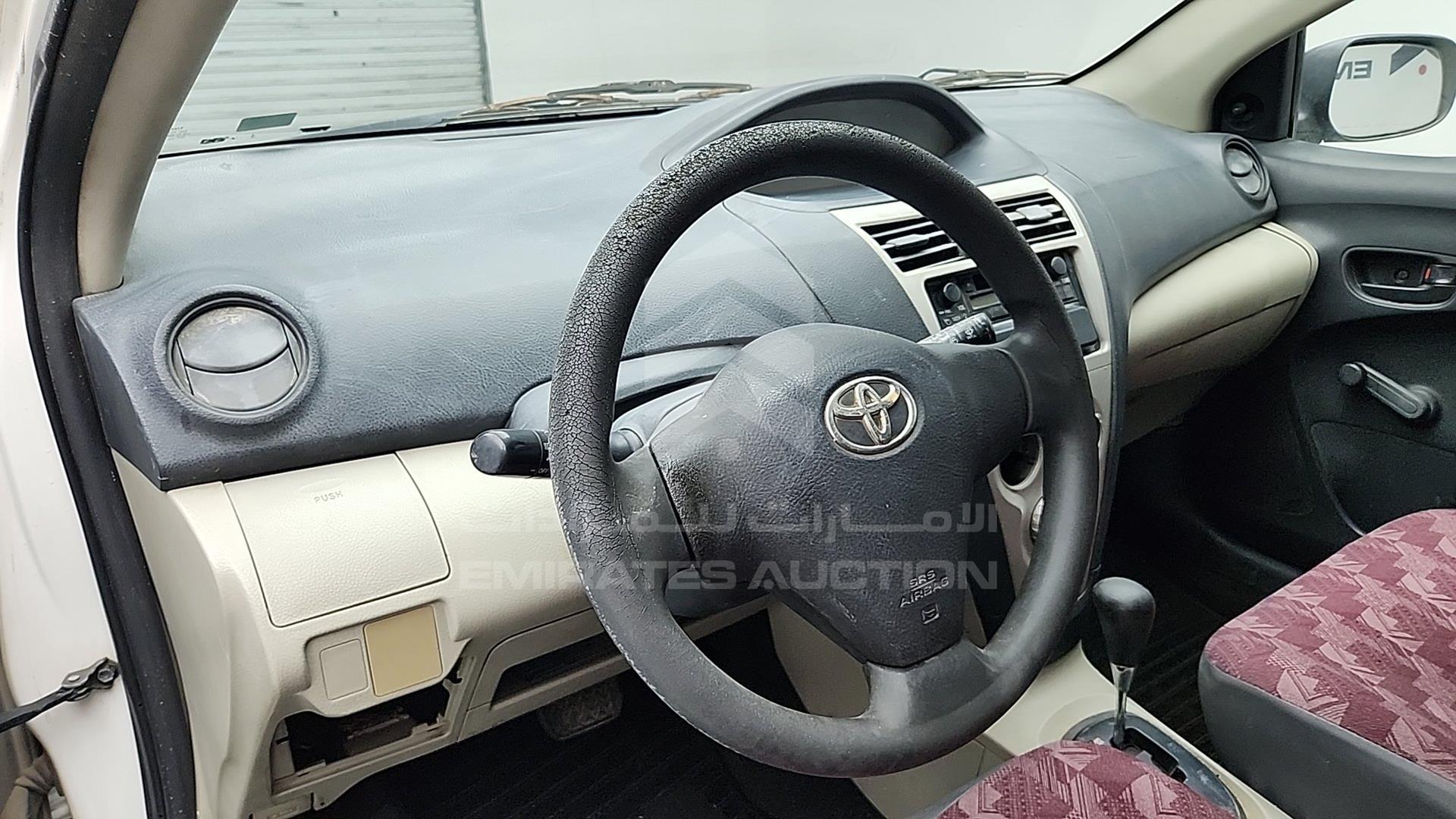2008 TOYOTA YARIS VIN: JTDBW923681093552
