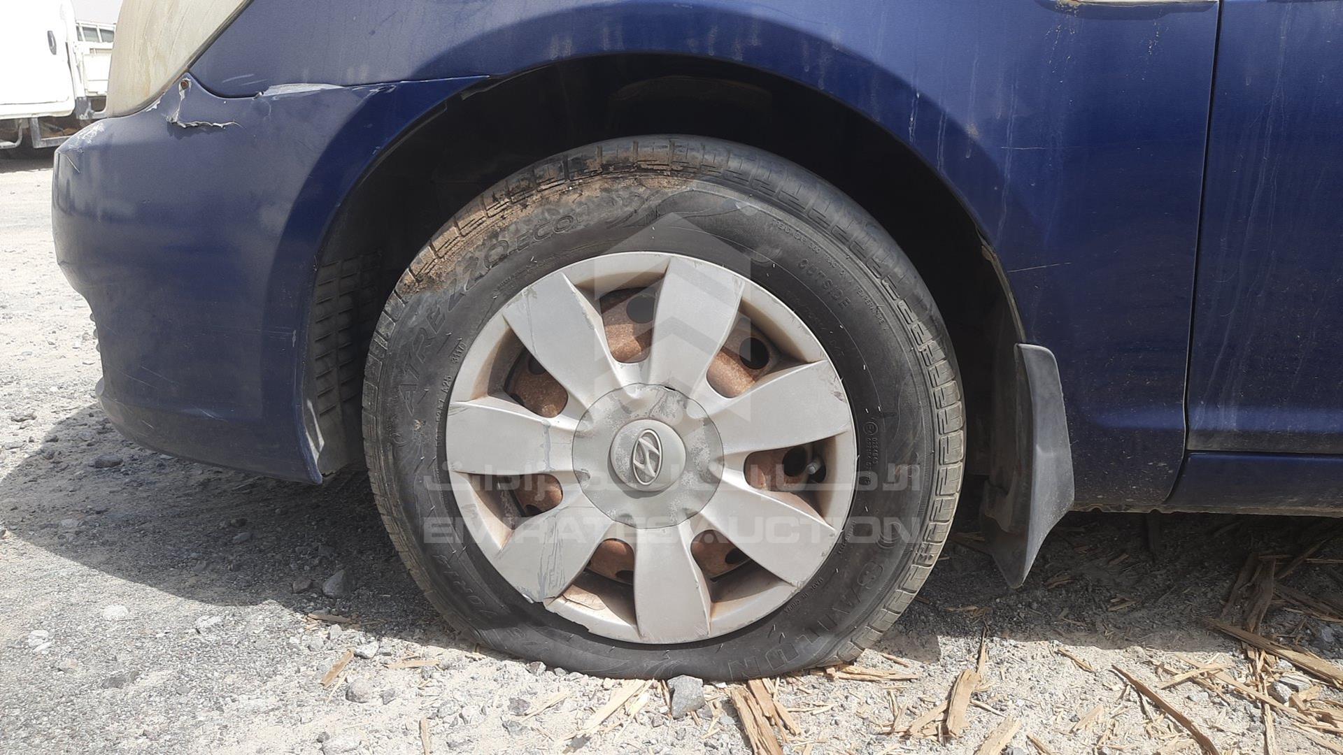 2008 HYUNDAI ACCENT VIN: KMHCM41C08U179996