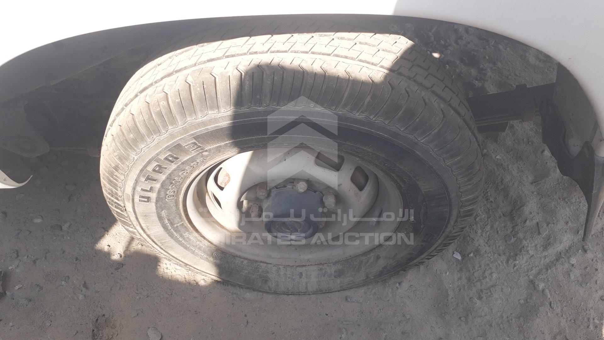 2004 NISSAN 2400 VIN: JN6DD22S74X071383