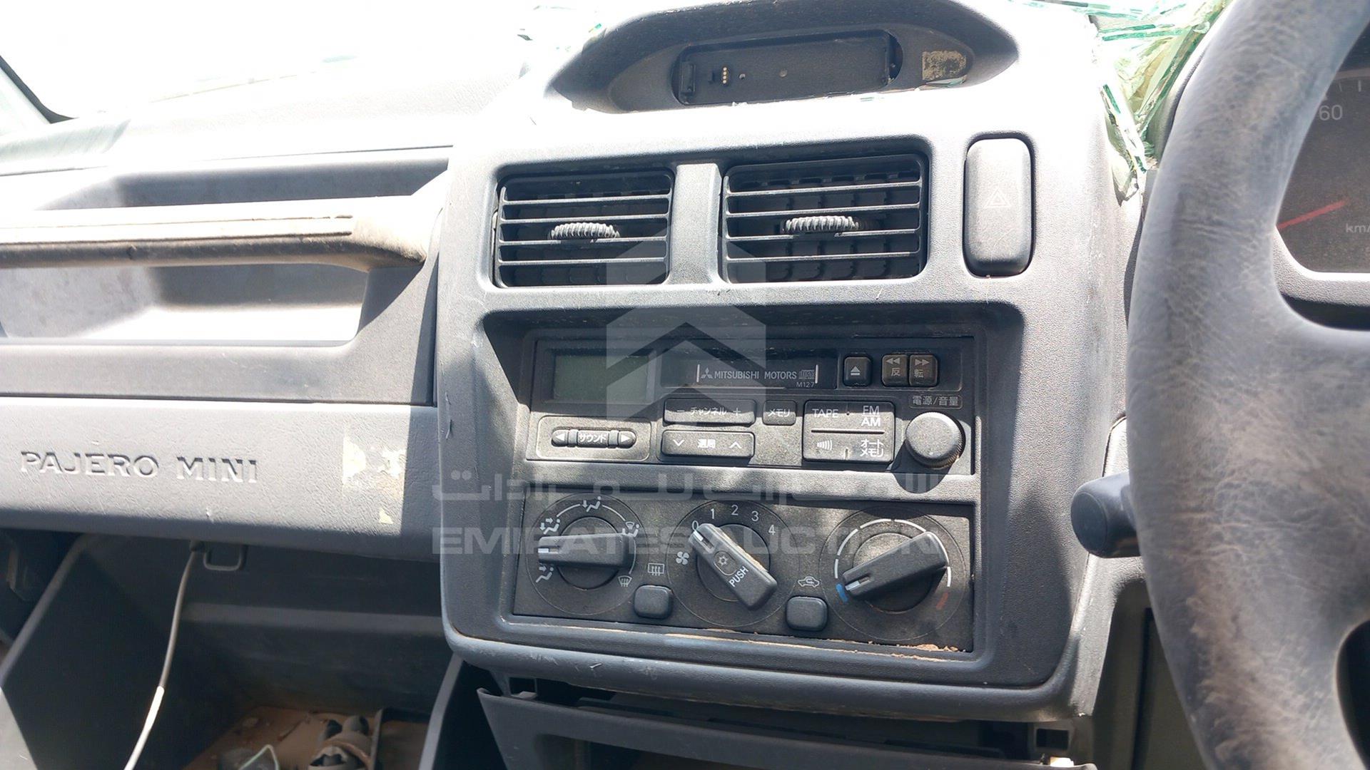 2000 MITSUBISHI PAJERO MINI VIN: H58A-0117511