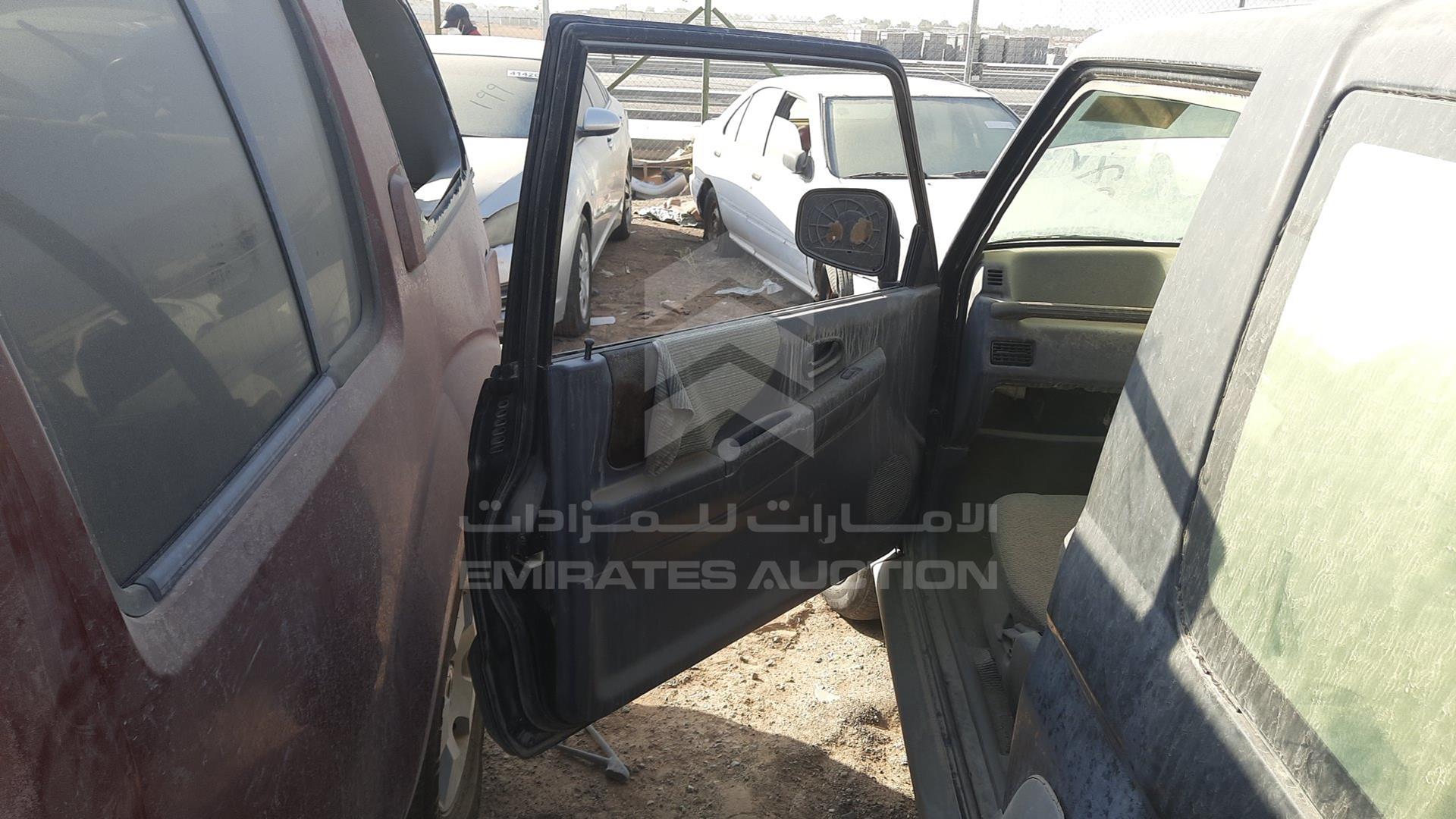 0 MITSUBISHI PAJERO VIN: H57A-0018137