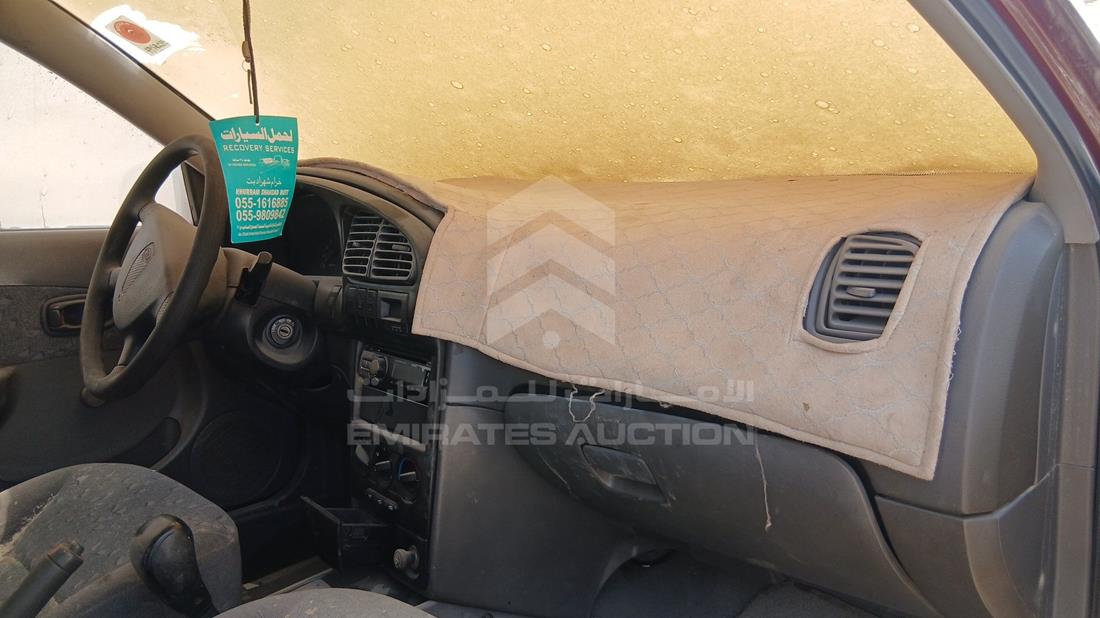 2002 Kia Sephia — Front Right Passenger Dashboard View — Photo 24