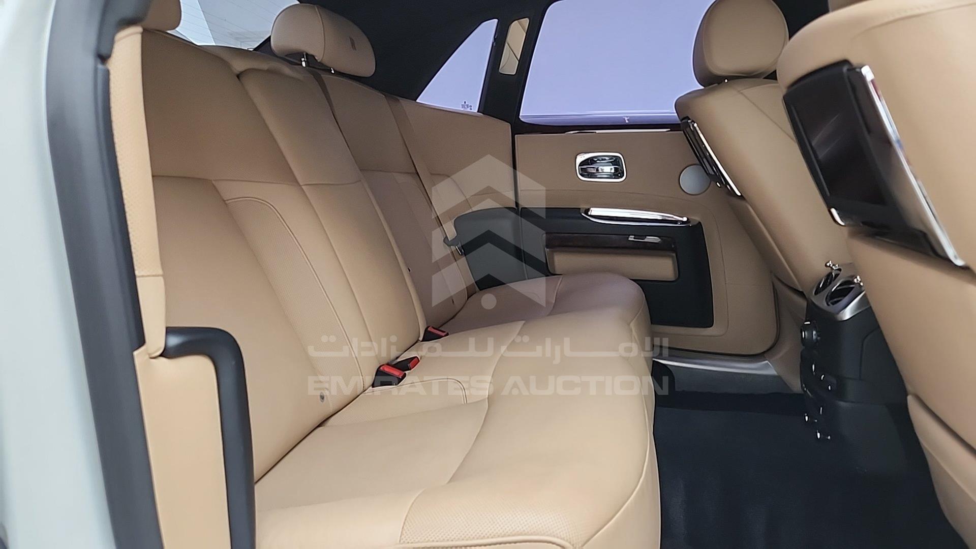 2011 ROLLS-ROYCE GHOST VIN: SCA664S05BUX35489