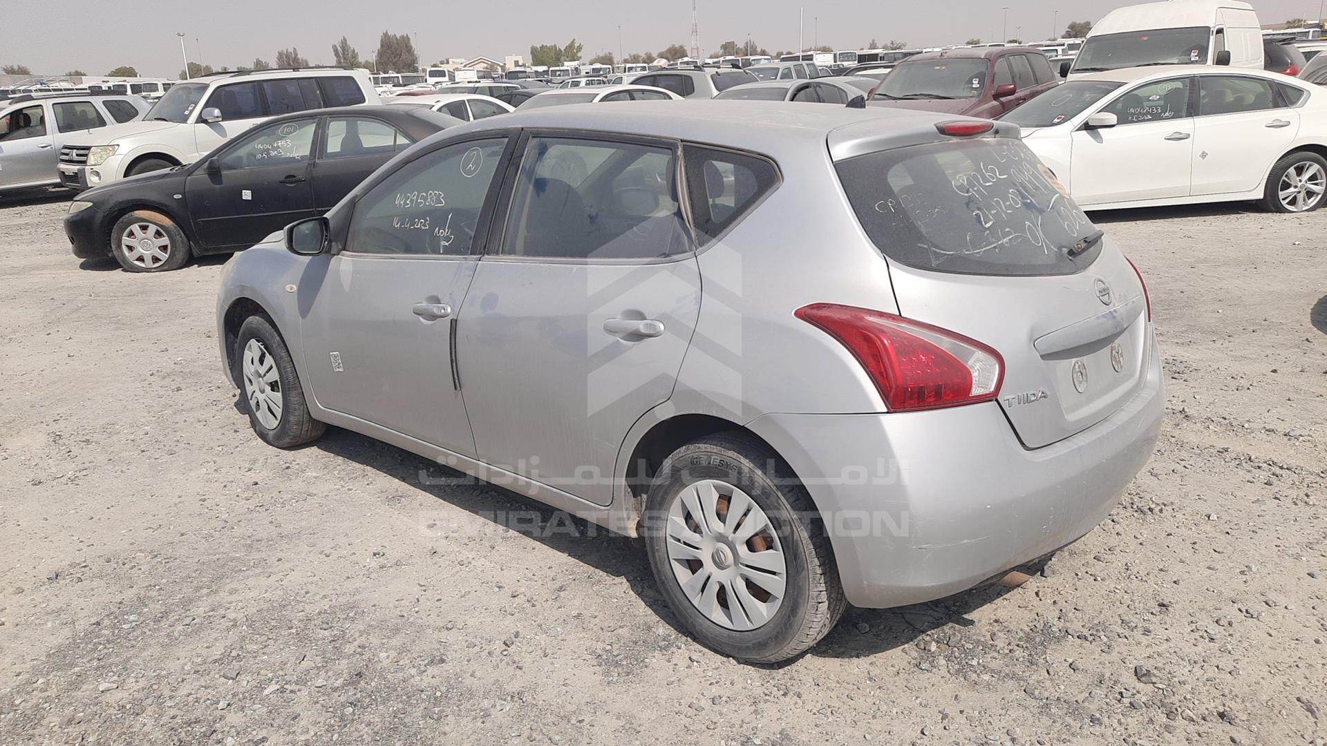 2015 NISSAN TIIDA VIN: MNTBC2C96F6005434
