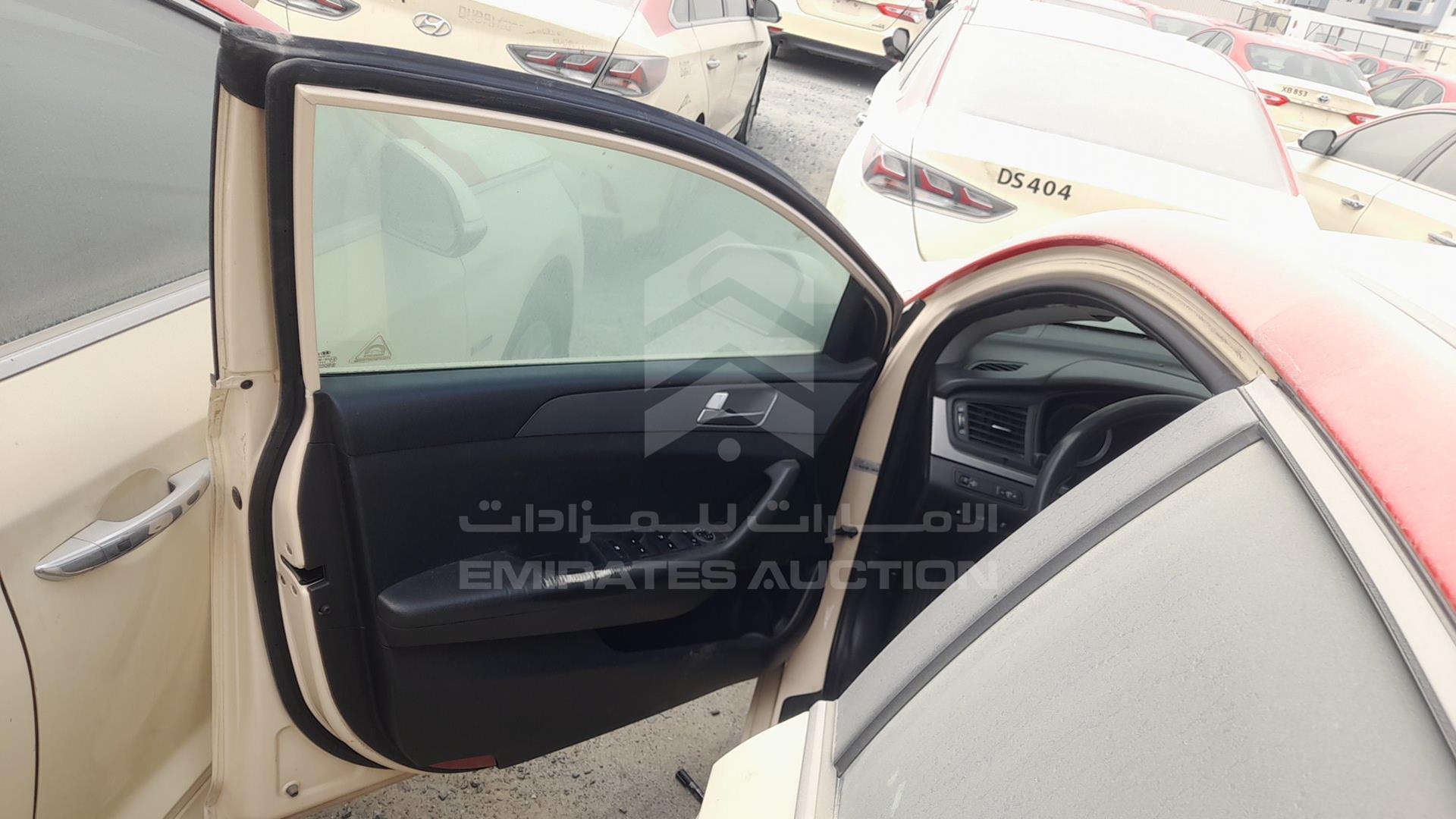 2019 HYUNDAI SONATA VIN: KMHE24136KA092983