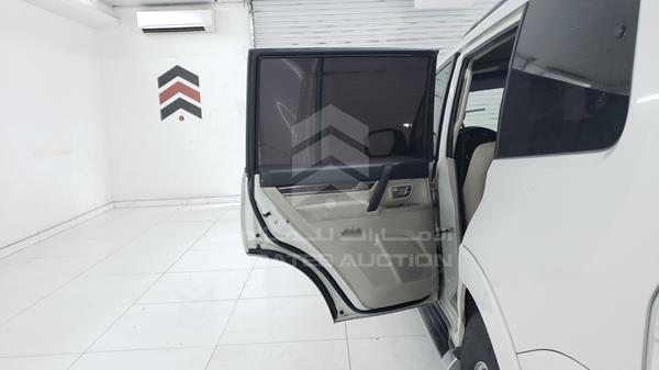 JMYLRV95WBJ702297 Mitsubishi Pajero