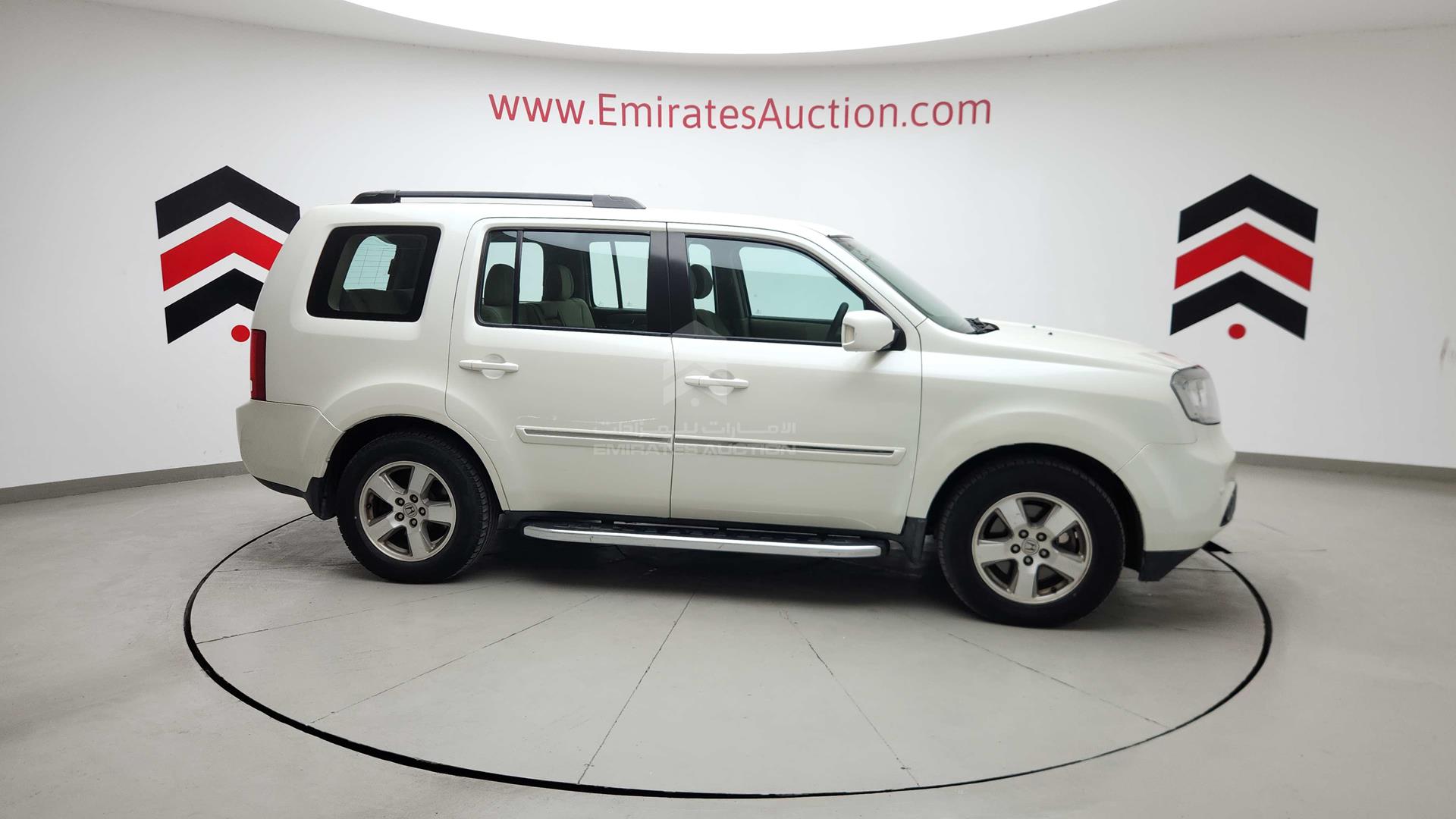 2014 HONDA PILOT VIN: 5FNYF4843EB701155