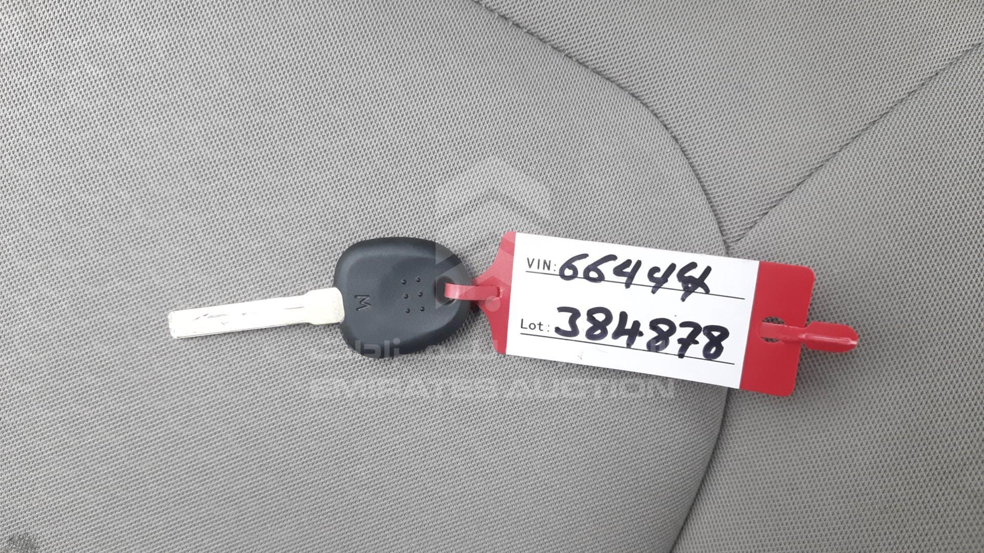 2012 HYUNDAI TUCSON VIN: KMHJT81B7CU366444