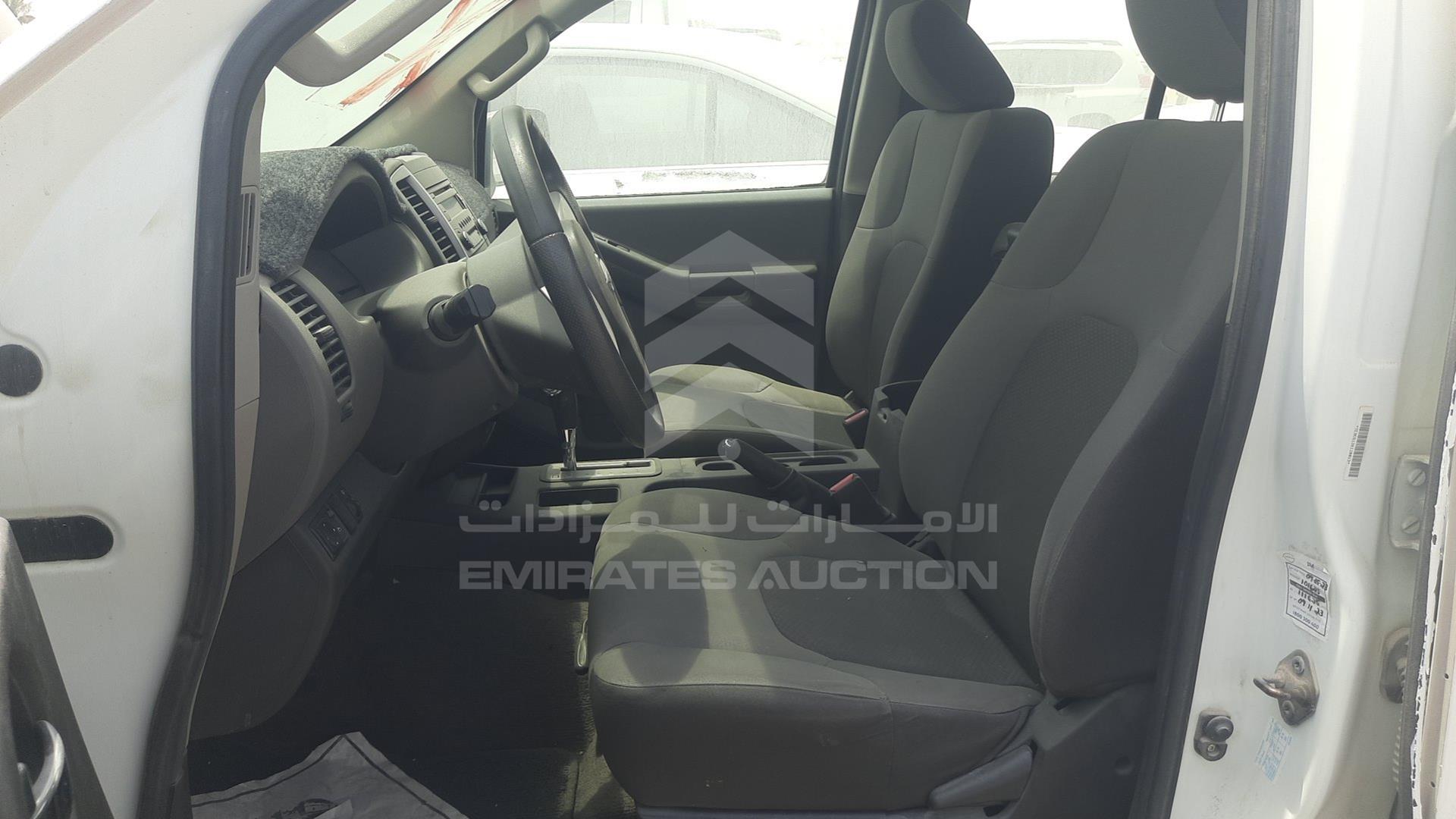2014 NISSAN XTERRA VIN: 5N1AN0N69EN800286