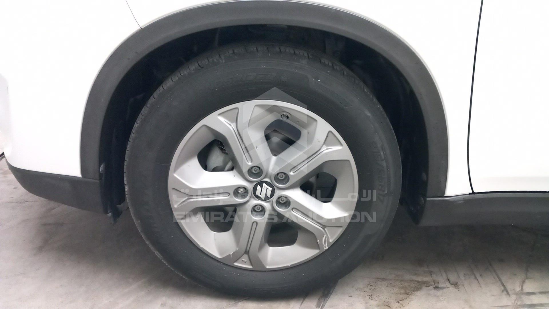 2018 SUZUKI VITARA VIN: TSMYD2A2XJM519149
