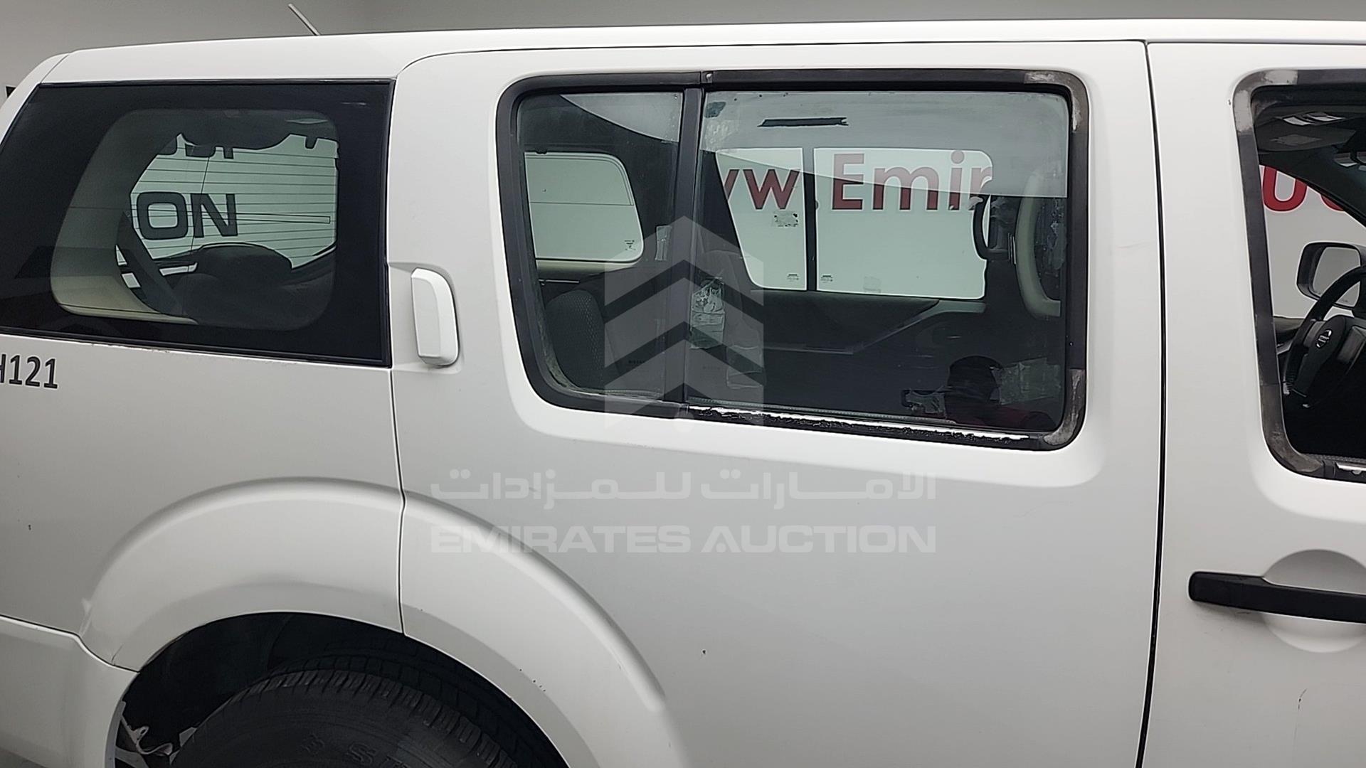 2015 NISSAN PATHFINDER VIN: VSKLR11A3FA579132
