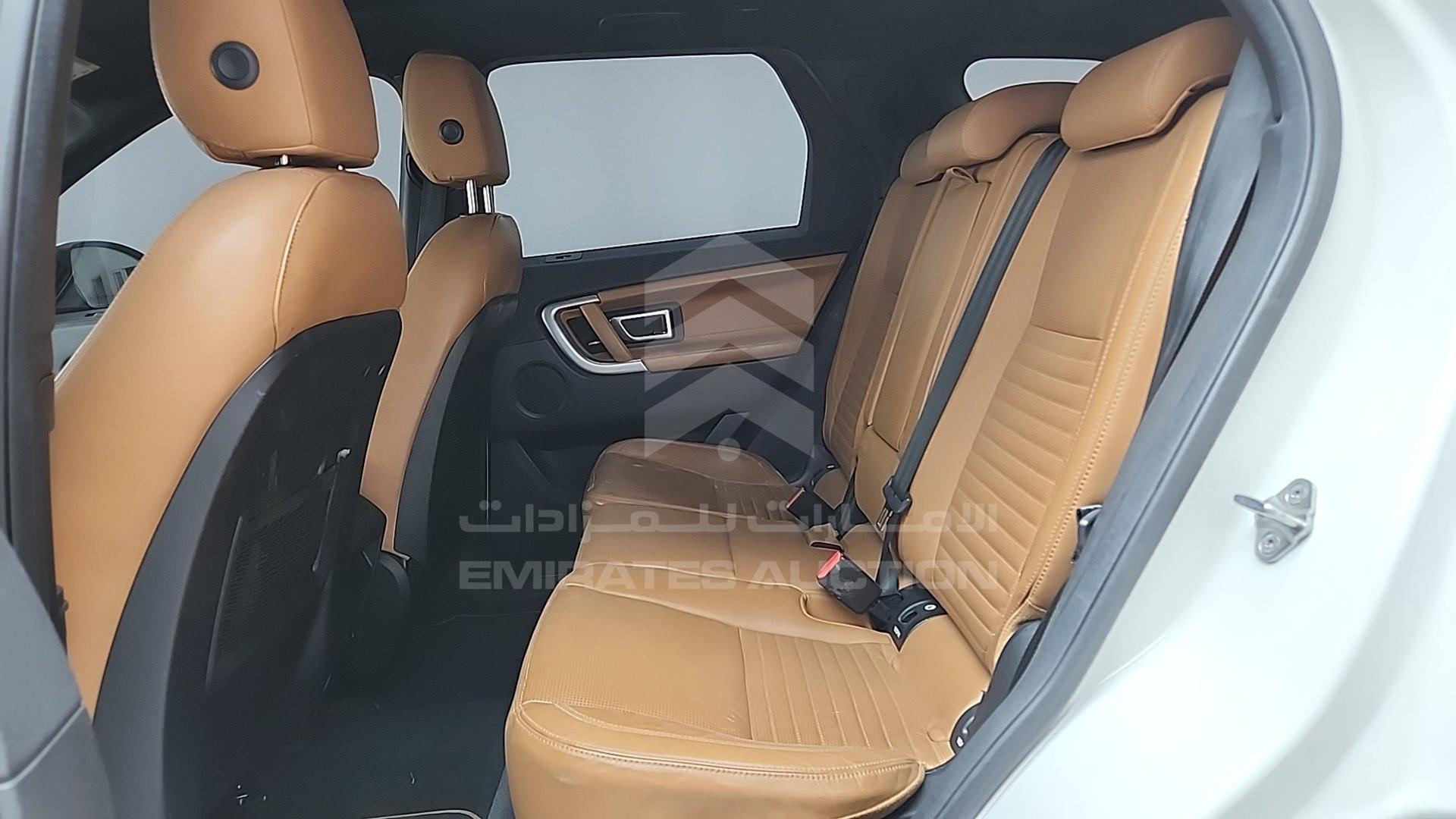 2018 LAND ROVER DISCOVERY VIN: SALCA2BX3JH758636