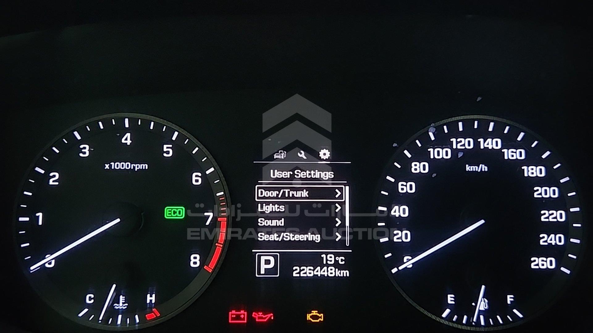 2016 HYUNDAI SONATA VIN: KMHE241G4GA109113