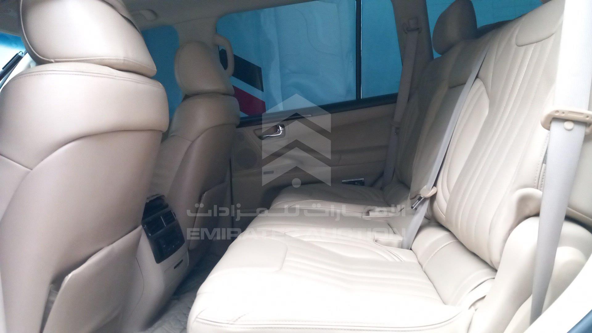2009 LEXUS LX 570 VIN: JTJHY0OW994015504
