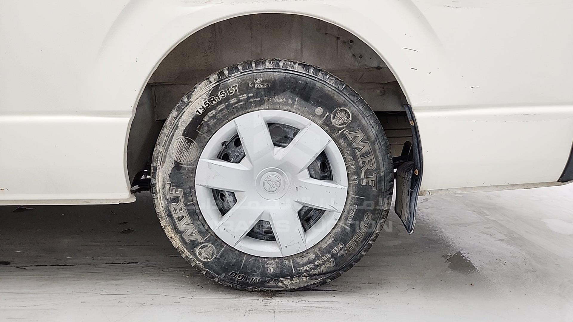 2015 TOYOTA HIACE VIN: JTGRX12P1F8045304