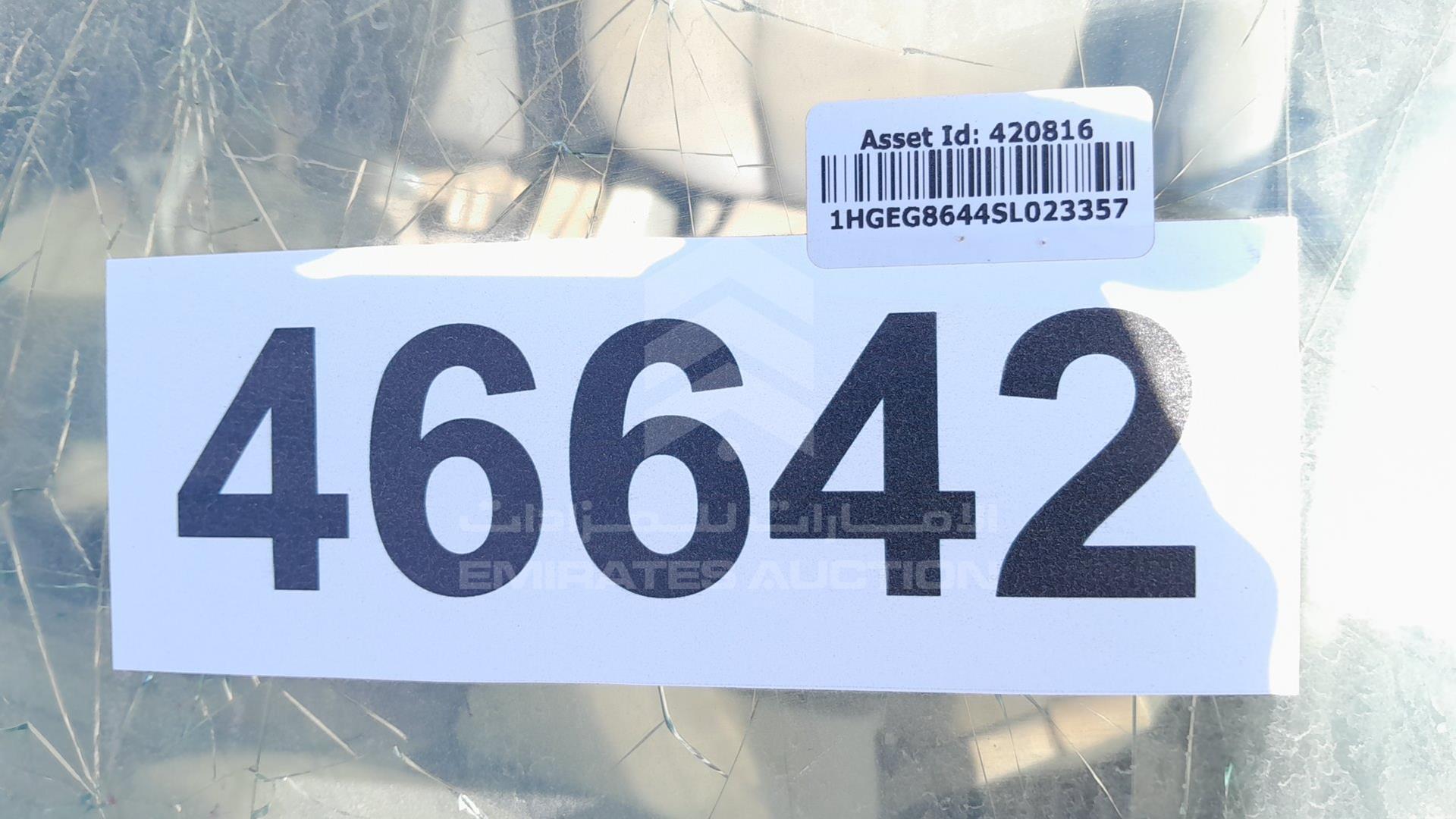 0 HONDA CIVIC VIN: 1HGEG8644SL023357