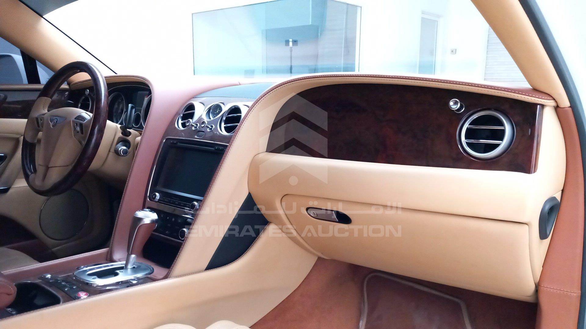2014 BENTLEY FLYING SPUR VIN: SCBEA5ZA1EC090599