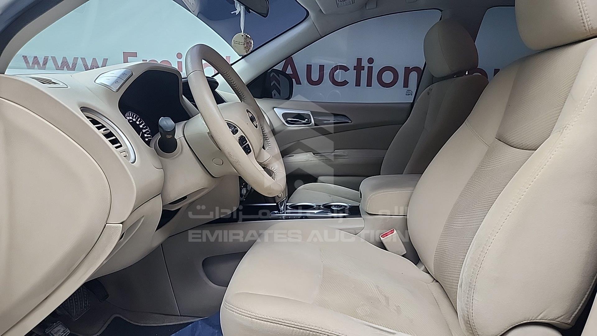 2015 NISSAN PATHFINDER VIN: 5N1AR2M74FC610631