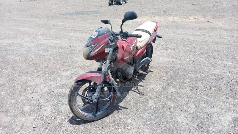 MD2A12DY7HCB00827 Auction: EmiratesAuction Lot: 415928 MD2A12DY7HCB00827 Bajaj Pulsar 180CC 2017 RED Photo 5