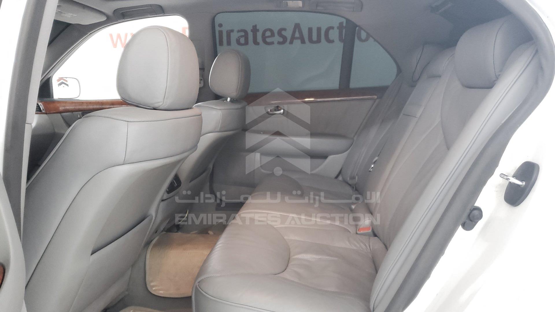2005 LEXUS LS 430 VIN: JTHBN36F555003086