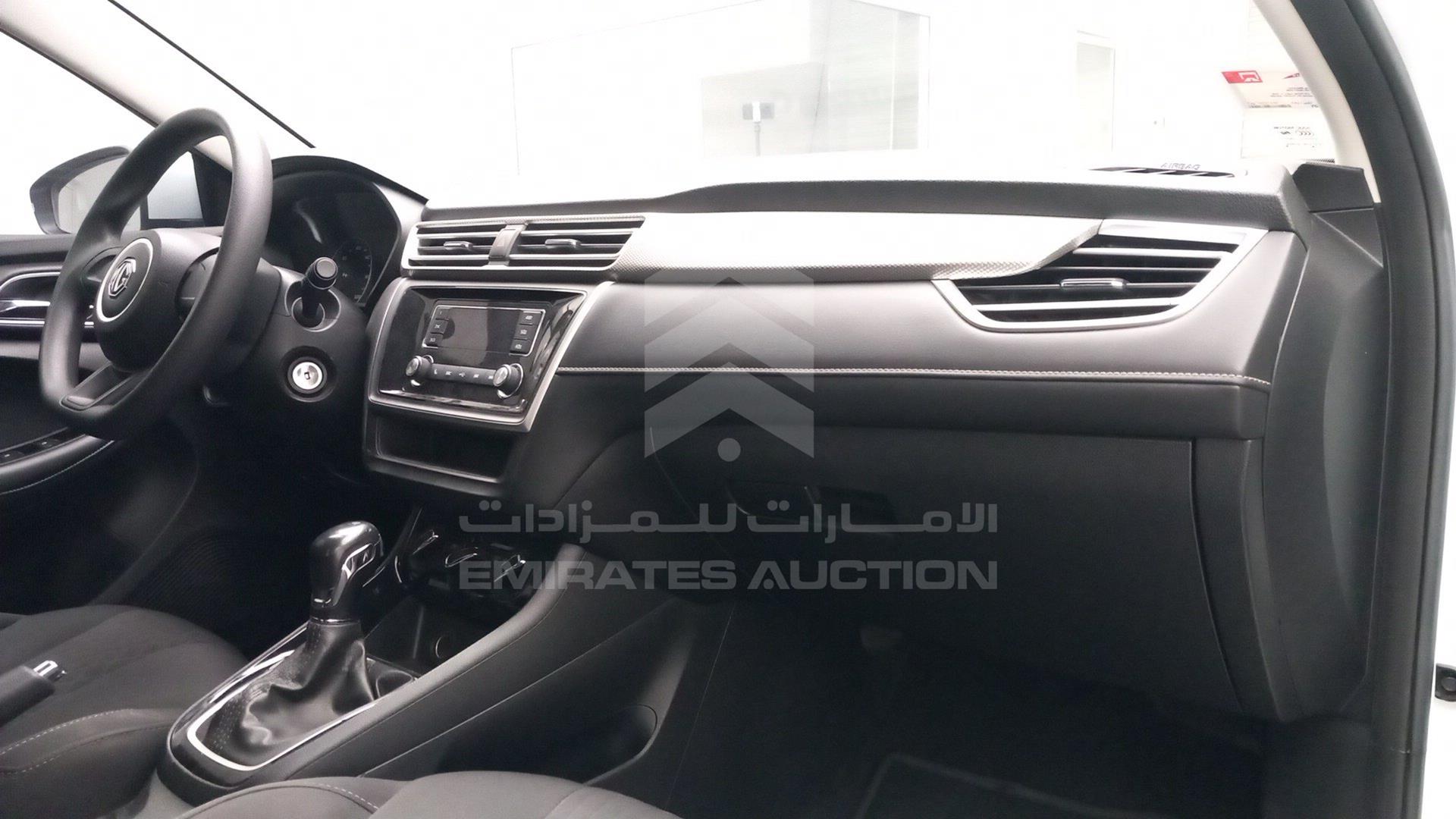 2022 MG MG 5 VIN: LSJA36E34NZ037507