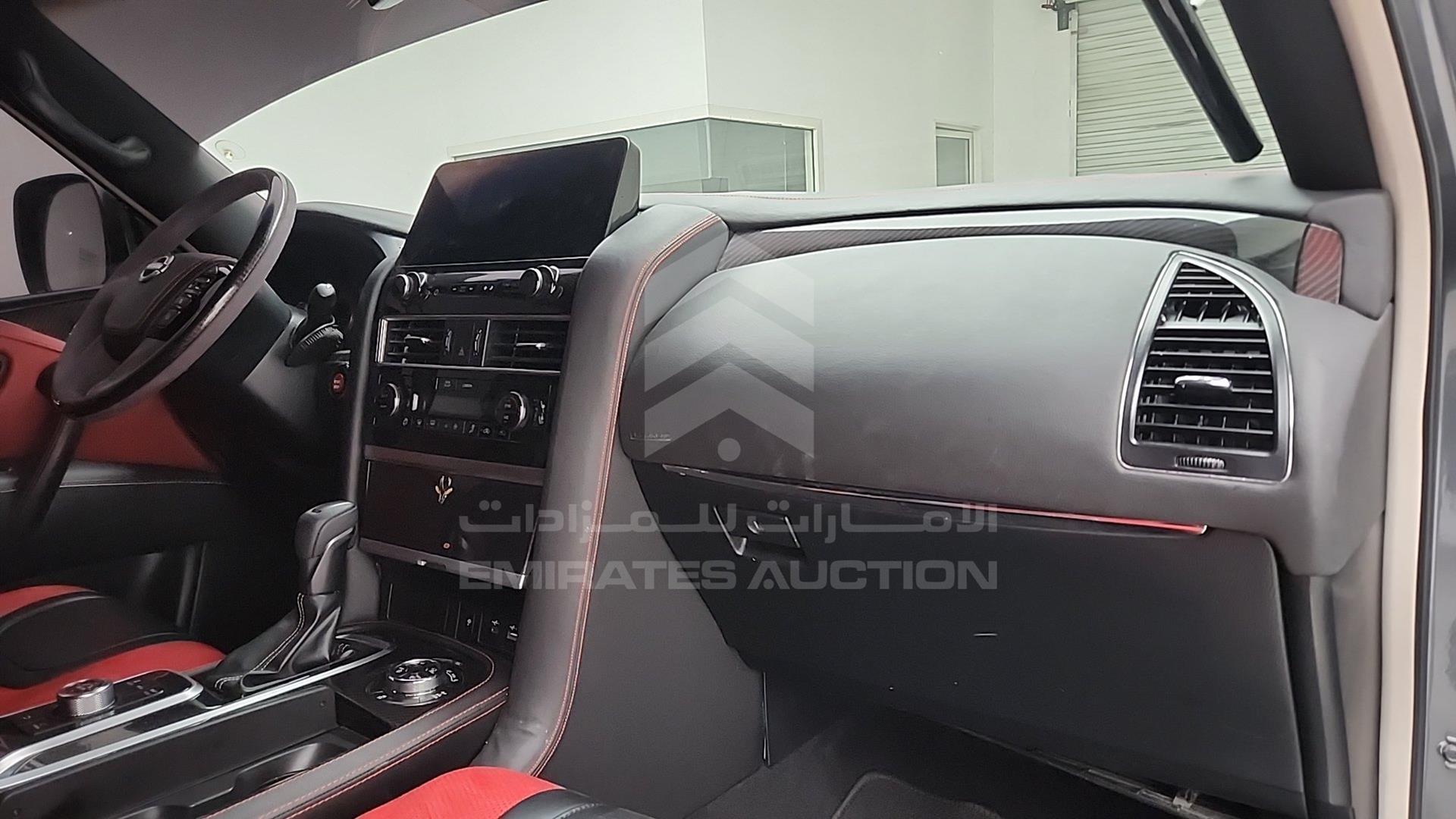 2014 INFINITI QX 80 VIN: JNRAZ2NY1E9040871