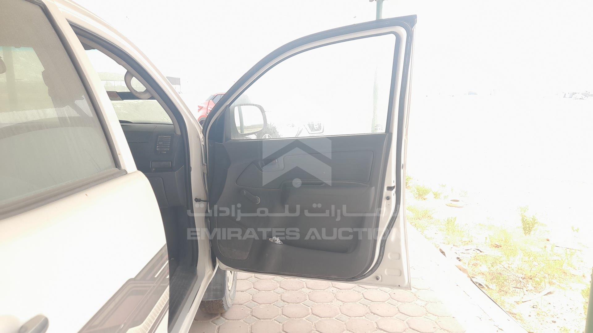 2013 TOYOTA HILUX VIN: MR0FX22G0D1362343