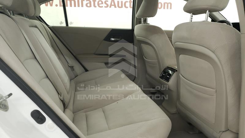 1HGCR2676EA608644 Auction: EmiratesAuction Lot: 405934 1HGCR2676EA608644 Honda Accord 2014 WHITE Photo 24