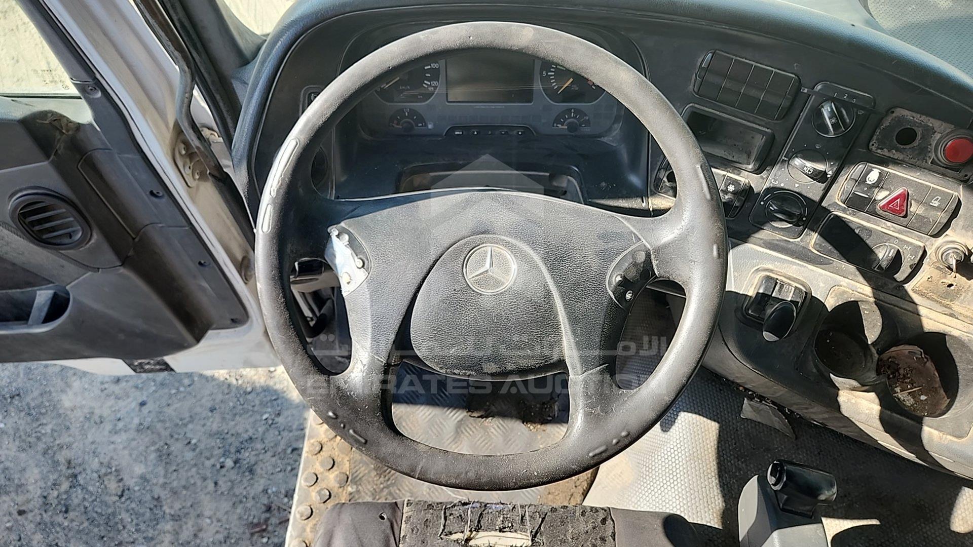 2008 MERCEDES ACTROS VIN: WDAKHCAA58L308529