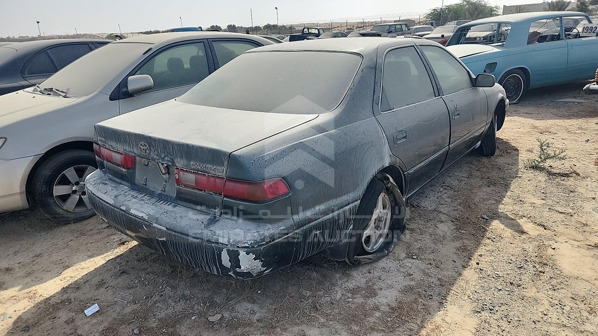 1998 TOYOTA CAMRY VIN: JT2BG28K5W0223917
