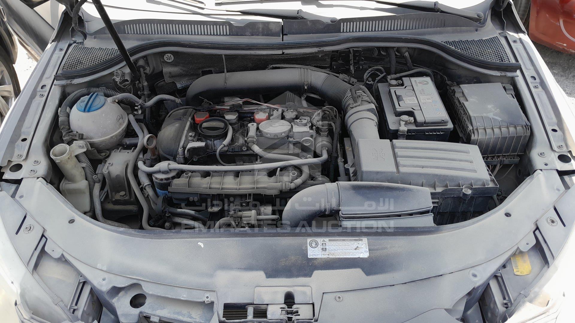 WVWAC23CXBE700272 - 2011 Volkswagen CC - #490230