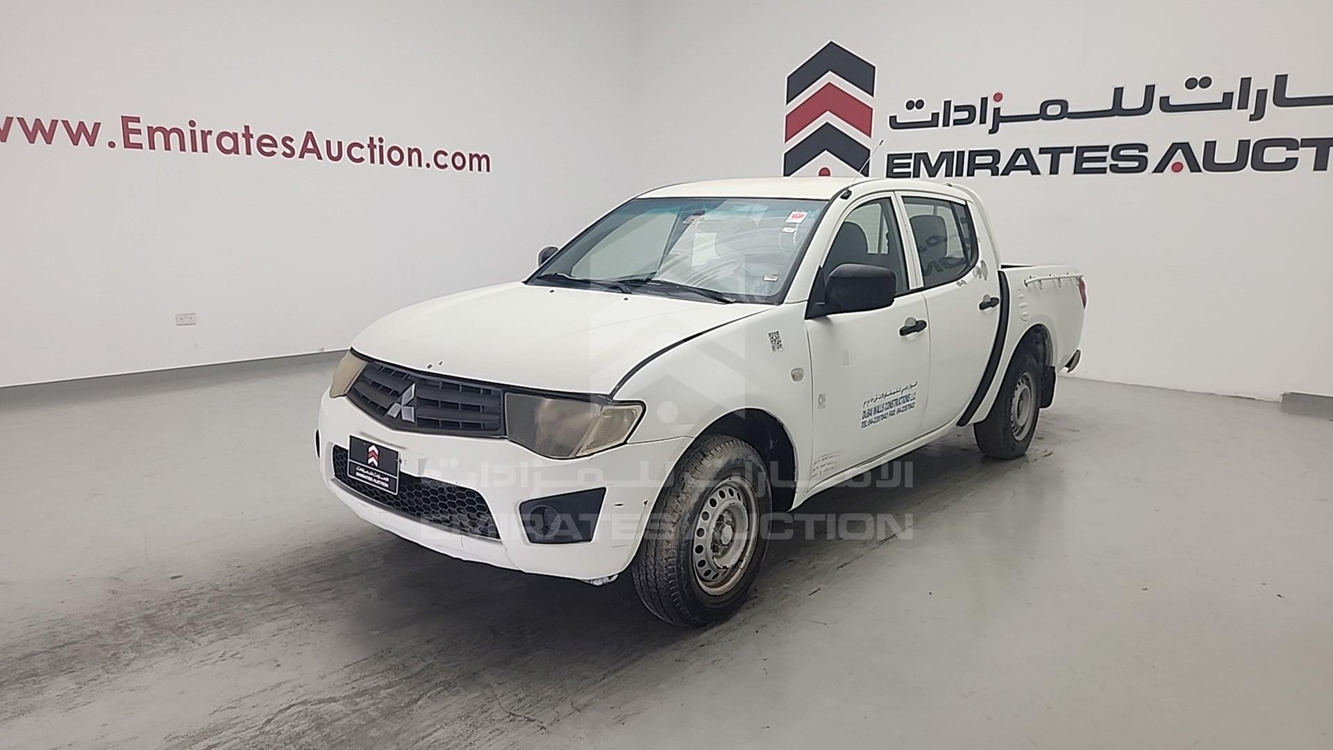 2013 MITSUBISHI L 200 VIN: MMBJNKA50DD029933
